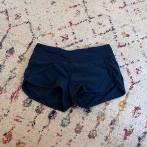 Lululemon Shorts Size 4